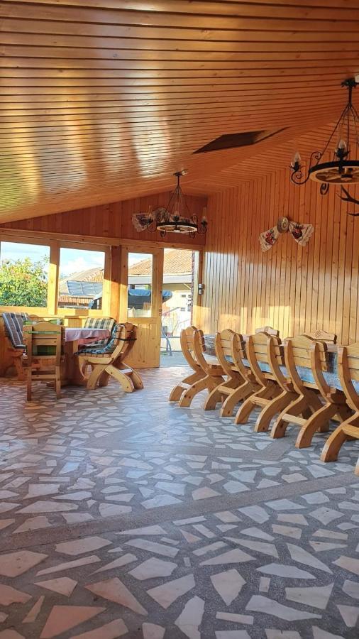 La Mosu-N Retezat Guest House Nucsoara  Eksteriør bilde